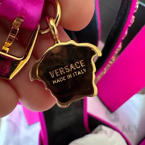 Versace Sandals Sz 8 Pink. Authentic Aevitas Medusa Crystal Ankle-Strap Platform - Picture 7 of 17